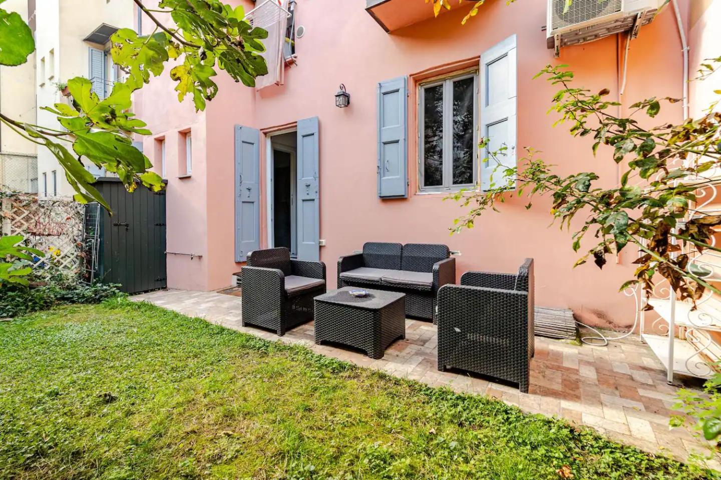 Oasis In The Centre Of Bologna Apartment Luaran gambar